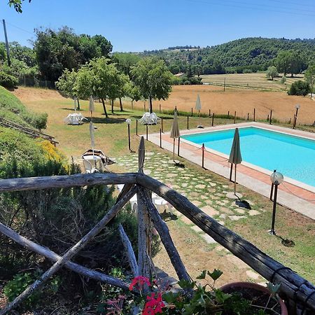 Agriturismo Podere Valdilucciole ชิตตา เดลลา ปีเอเว ภายนอก รูปภาพ