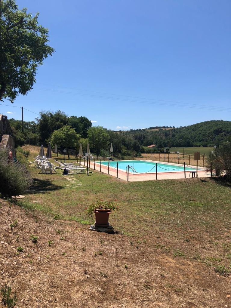 Agriturismo Podere Valdilucciole ชิตตา เดลลา ปีเอเว ภายนอก รูปภาพ