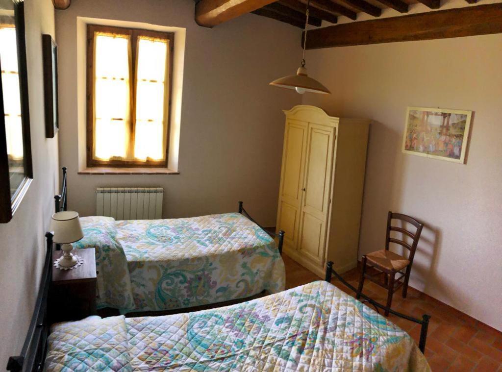 Agriturismo Podere Valdilucciole ชิตตา เดลลา ปีเอเว ภายนอก รูปภาพ