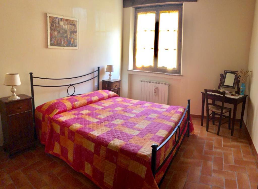 Agriturismo Podere Valdilucciole ชิตตา เดลลา ปีเอเว ภายนอก รูปภาพ